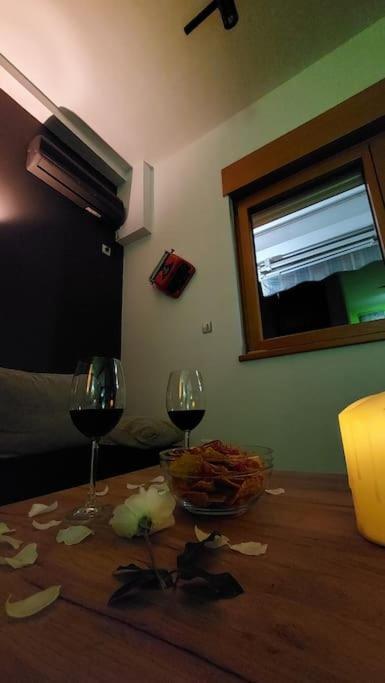 Apartamento Turquoise Orange, The Art Of Vacation In Belgrado Exterior foto